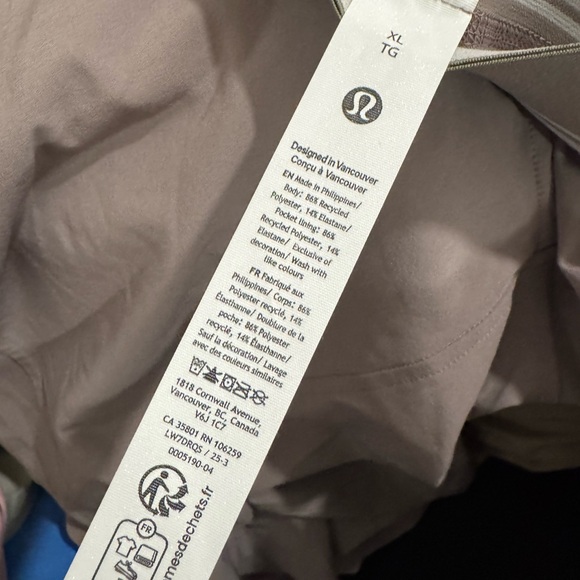 NWT LULULEMON - Swift Relaxed Short 9" Logo Waist - $78 - XL - Picture 11 of 11